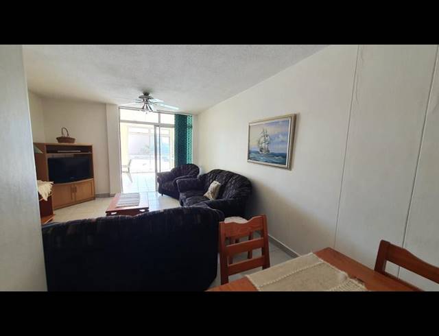 3 BEDROOM APARTMENT FOR SALE IN MARGATE BEACH